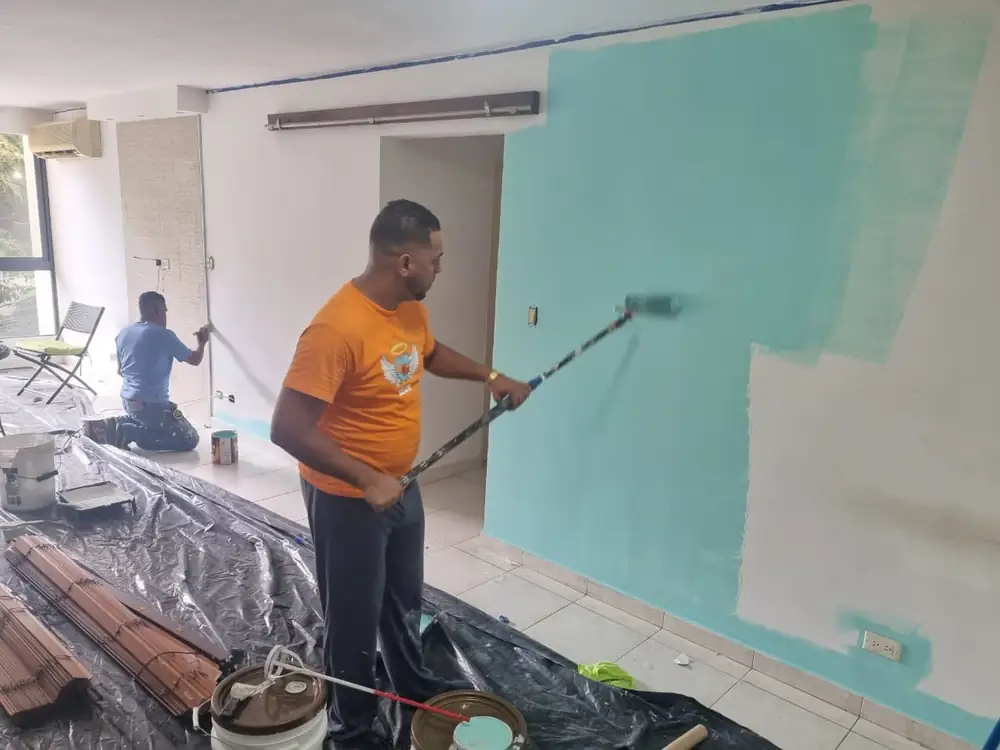 Pintura de pared con rodillo
